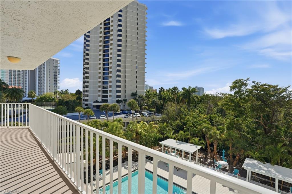 5550 Heron Point DR 304