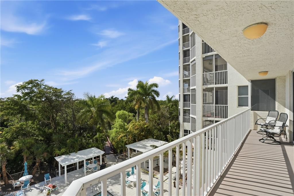 5550 Heron Point DR 304