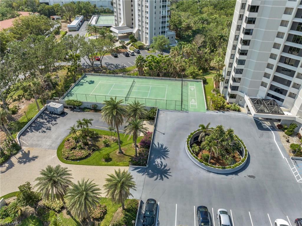 5550 Heron Point DR 304