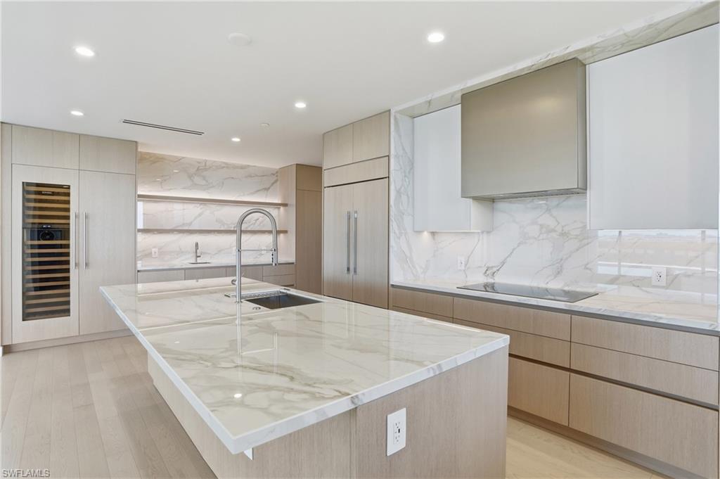 5000 Coconut RD 306S