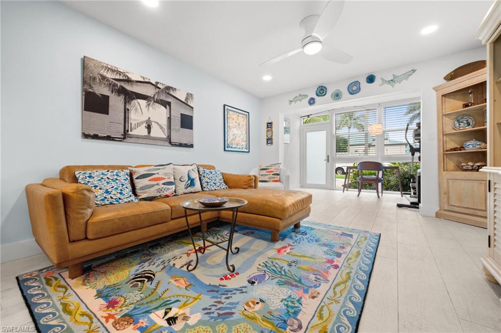1021 3rd ST S 112