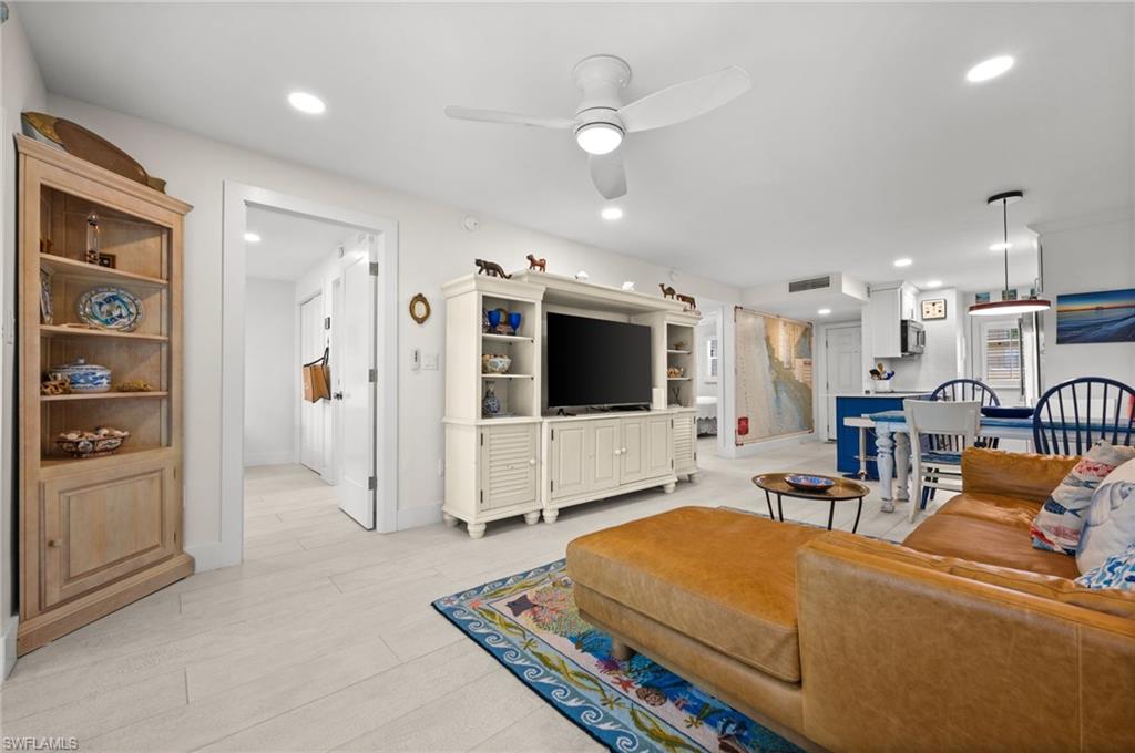 1021 3rd ST S 112