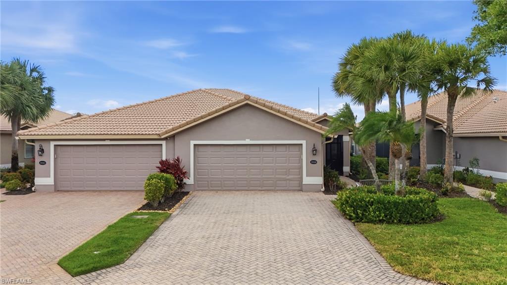 20038 Serre DR