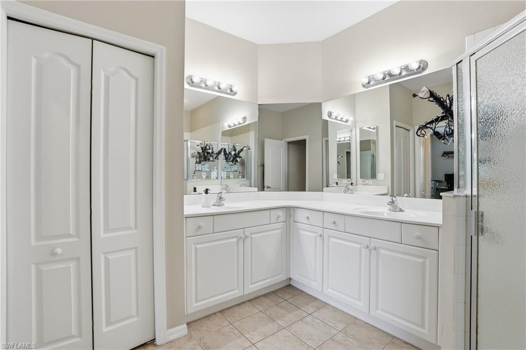 20038 Serre DR