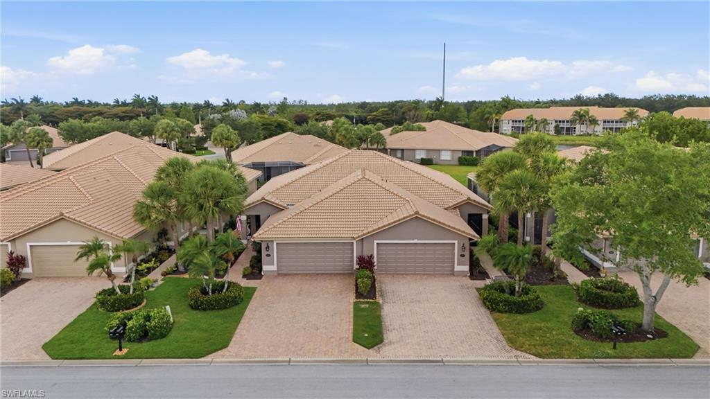 20038 Serre DR