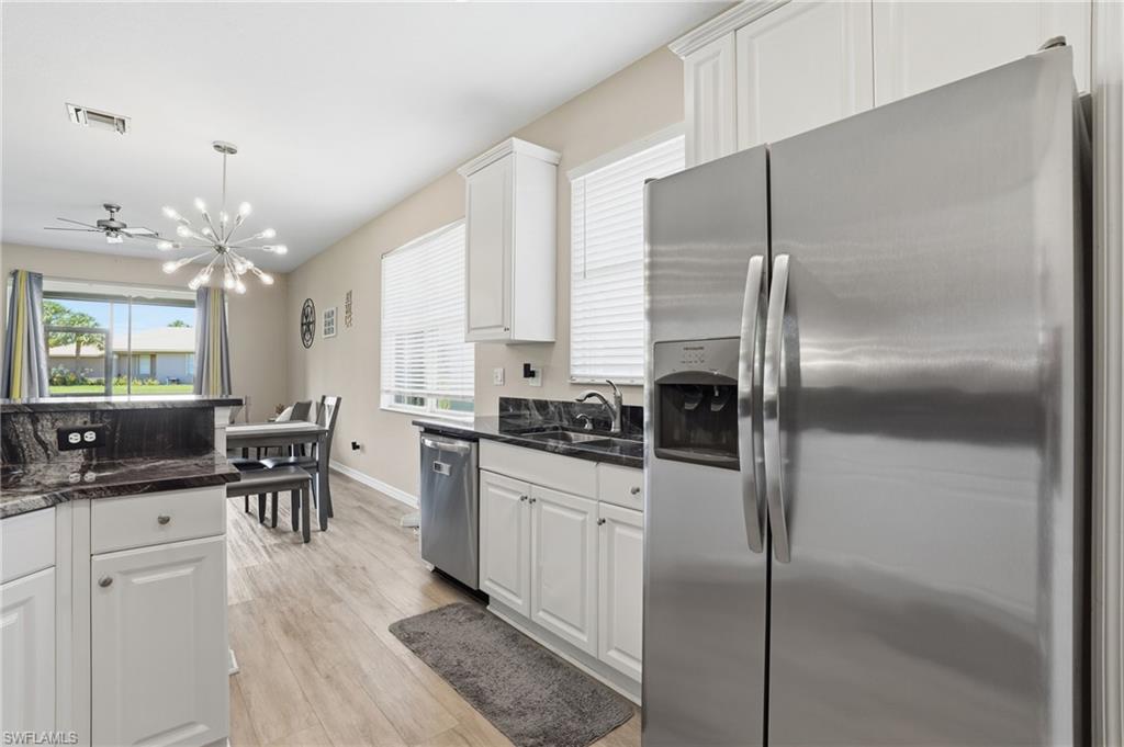 20038 Serre DR