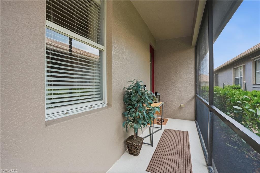 20038 Serre DR