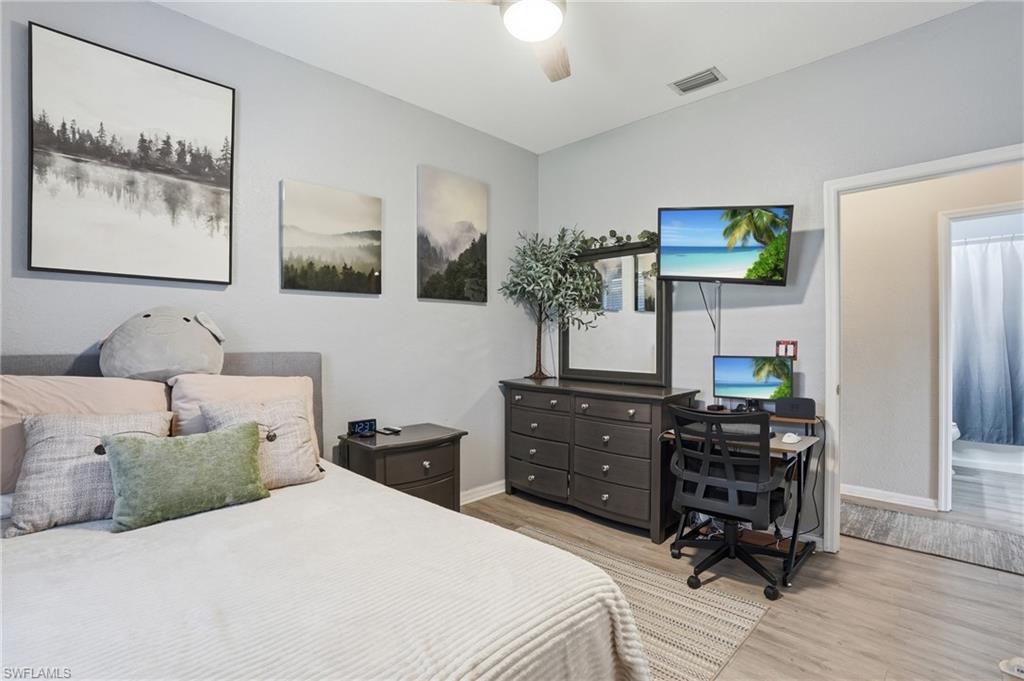 20038 Serre DR