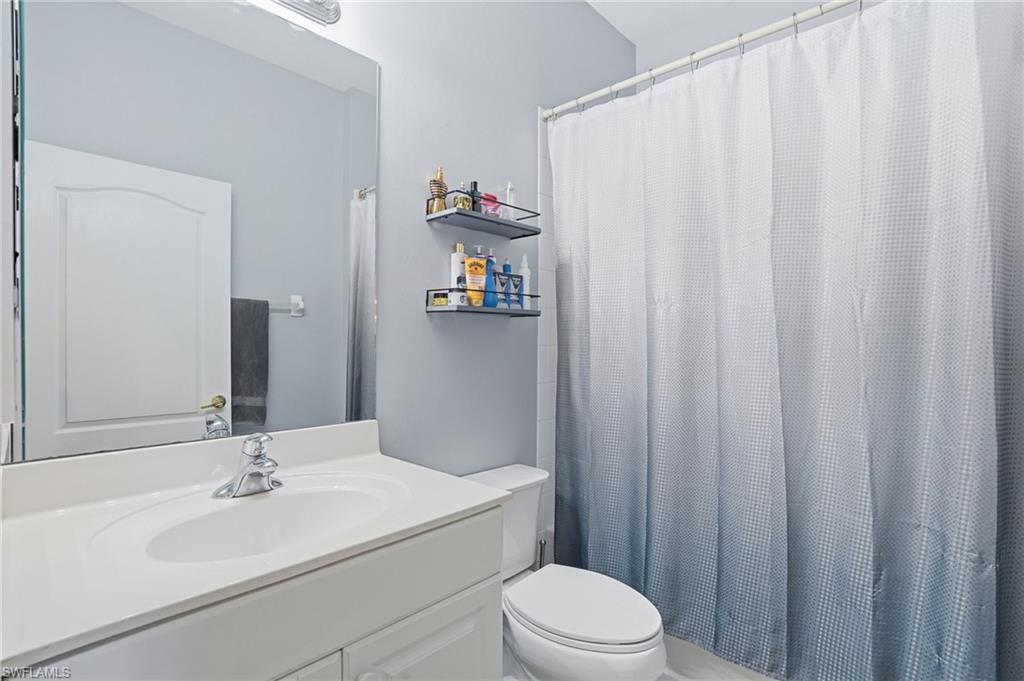 20038 Serre DR