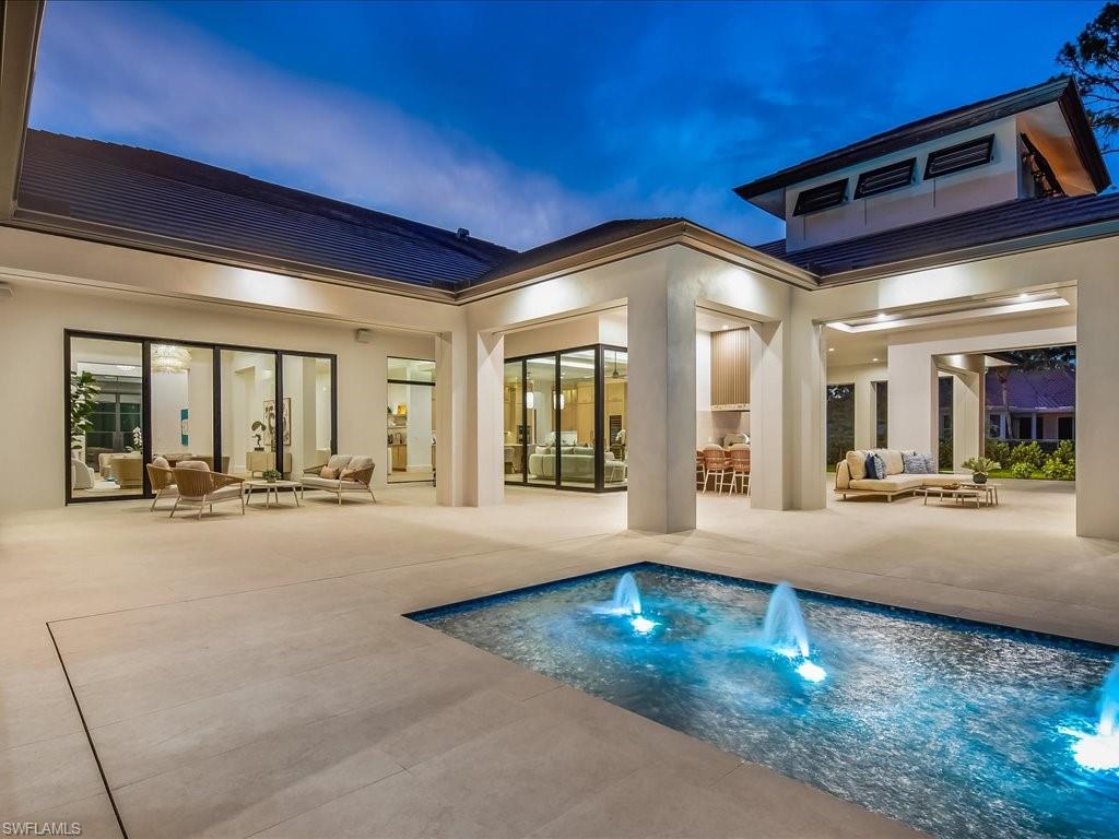 500 Ridge DR
