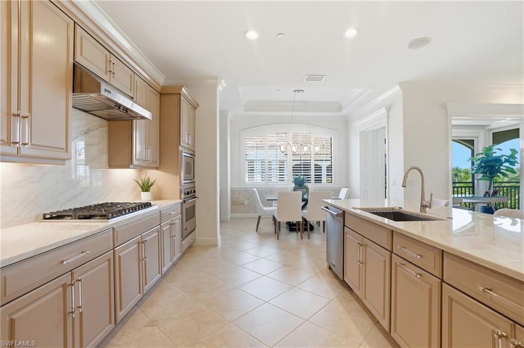 2543 Marquesa Royale LN #4-302