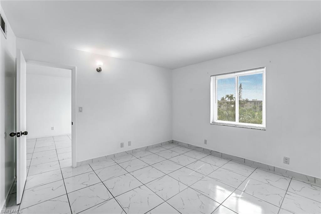 1000 Manatee RD A306