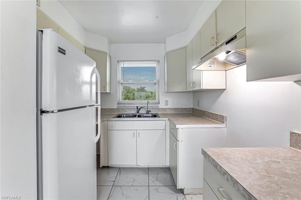 1000 Manatee RD A306
