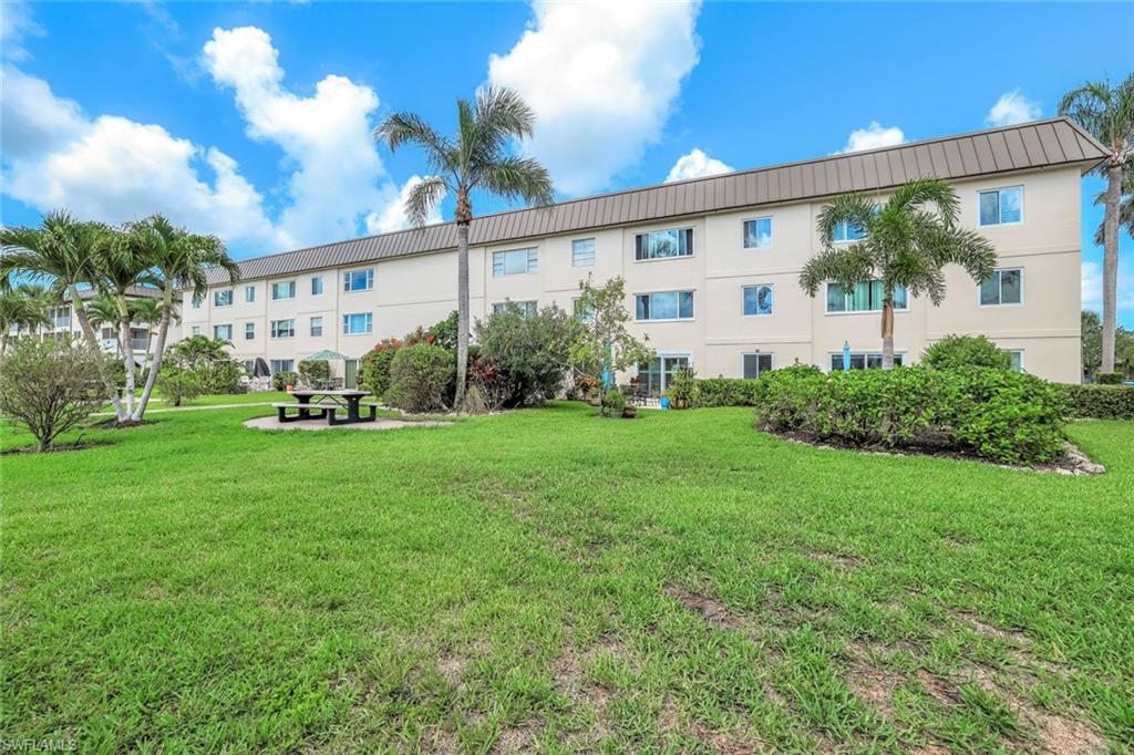 1000 Manatee RD A306