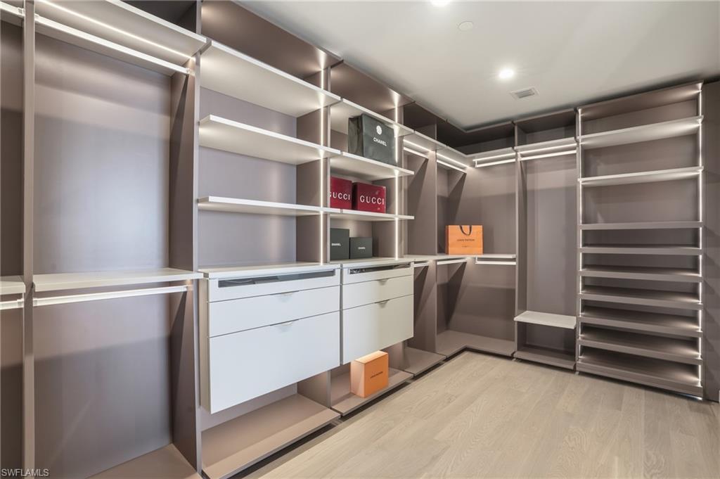 5100 Seagrass BLVD 201