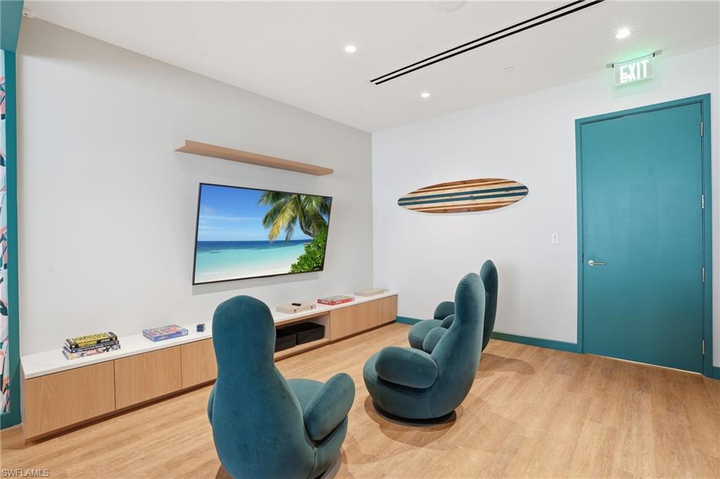 5100 Seagrass BLVD 201