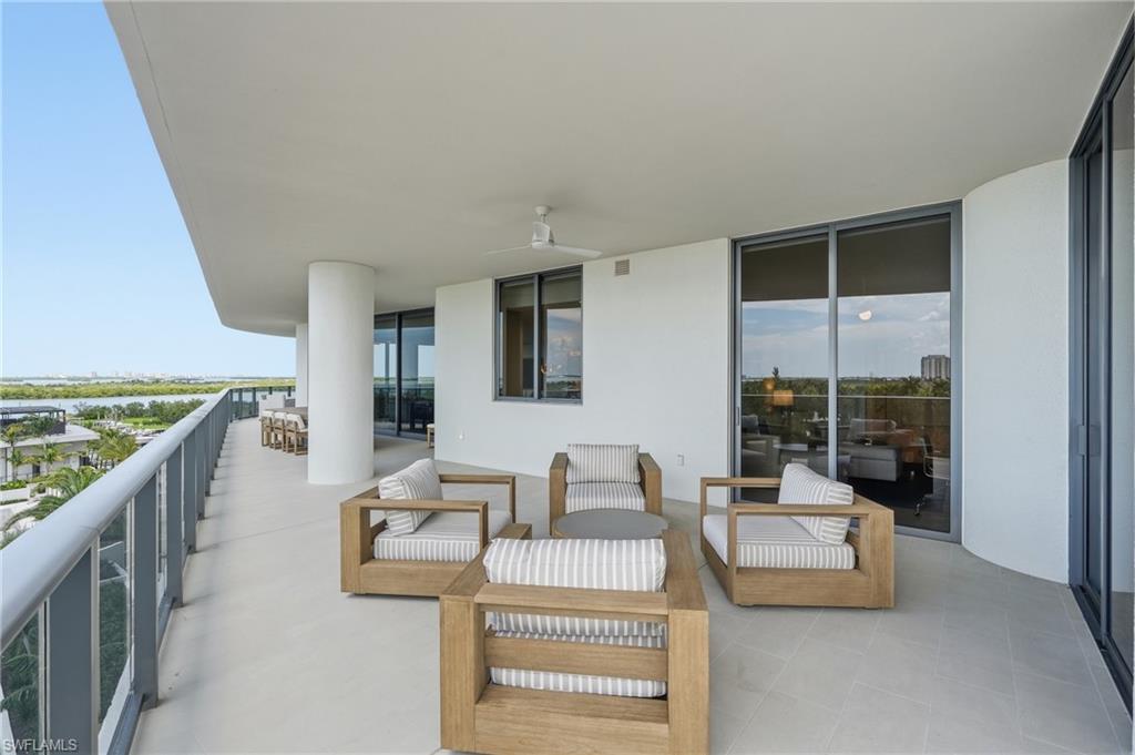5100 Seagrass BLVD 306
