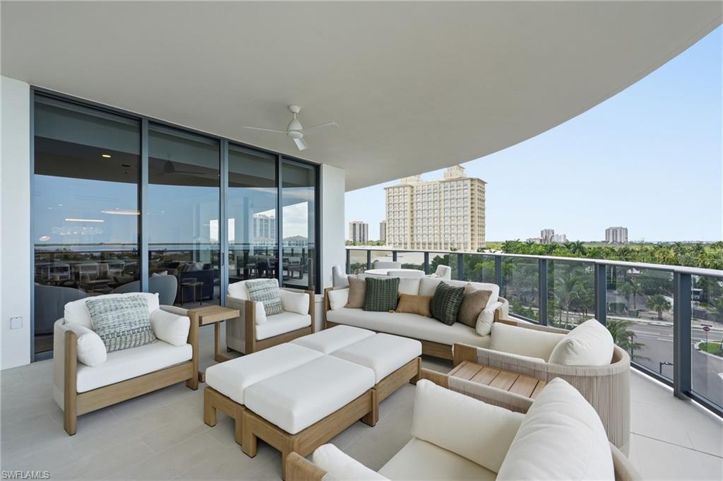 5100 Seagrass BLVD 306