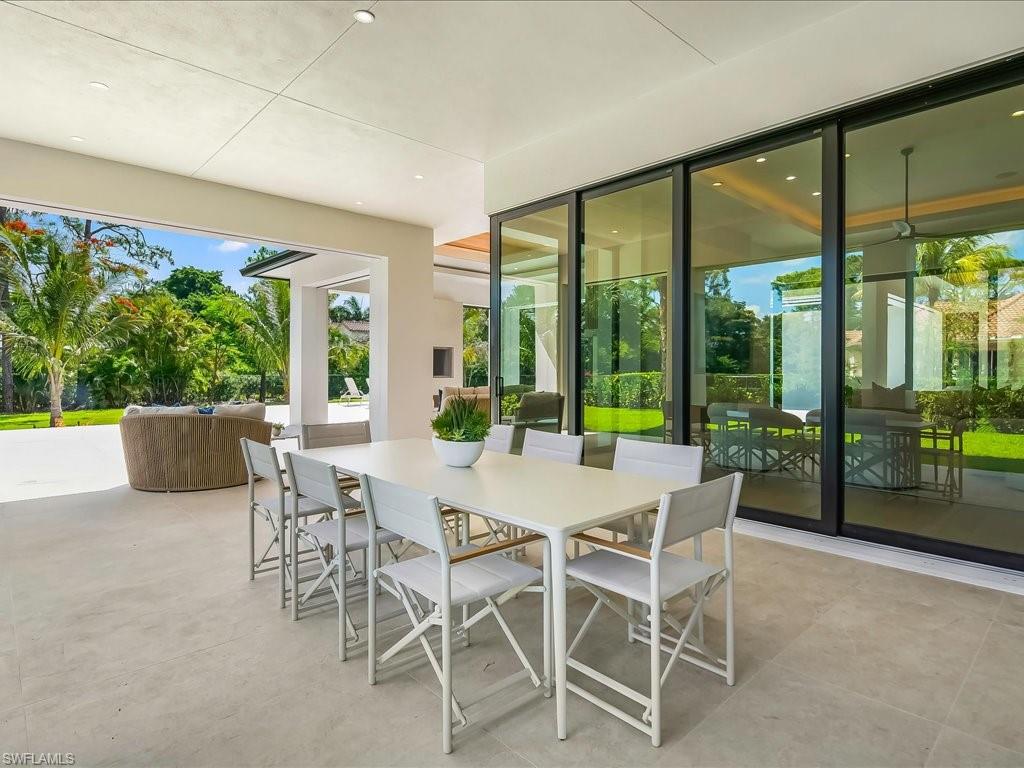 500 Ridge DR