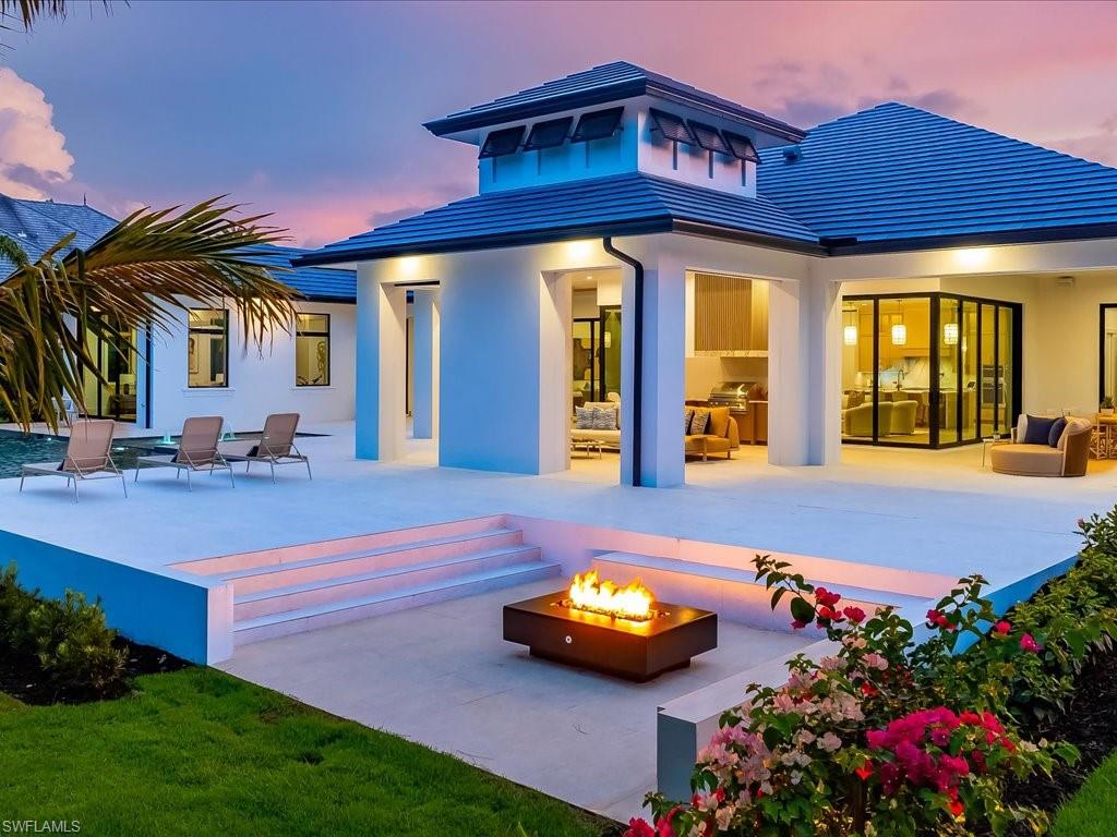 500 Ridge DR