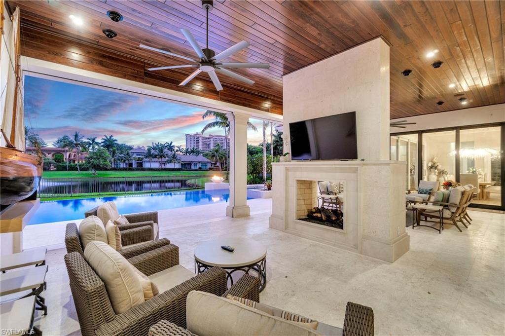 385 Colony DR