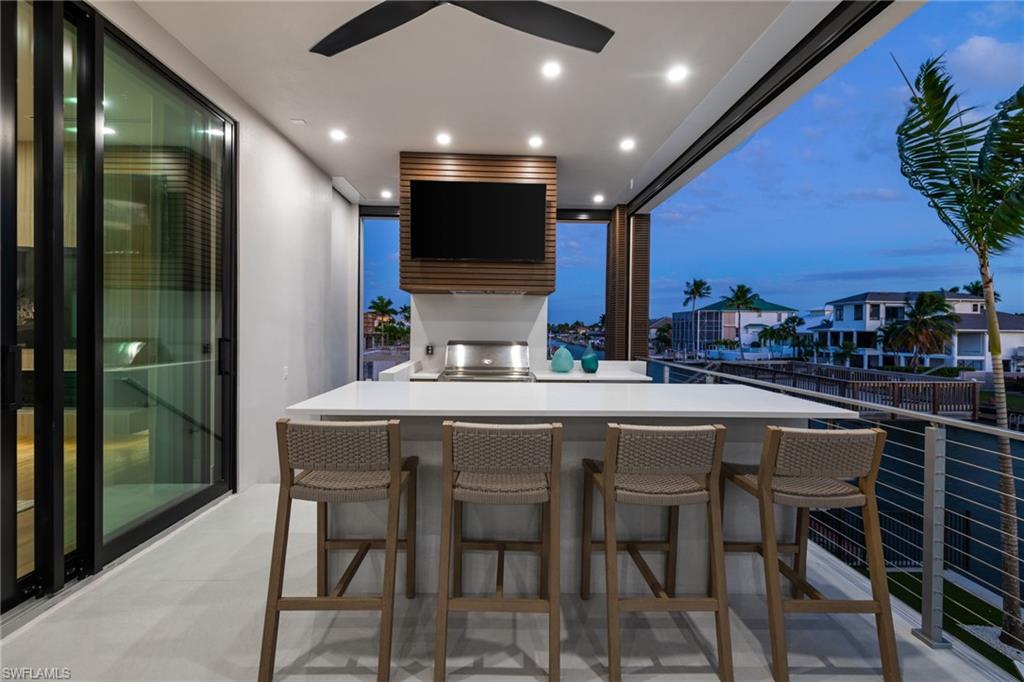 256 Trade Winds AVE