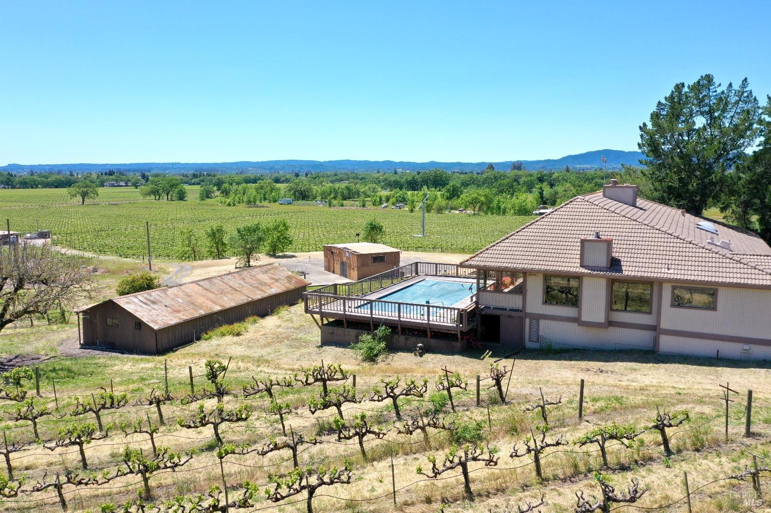 590-5775 Pleasant Ave