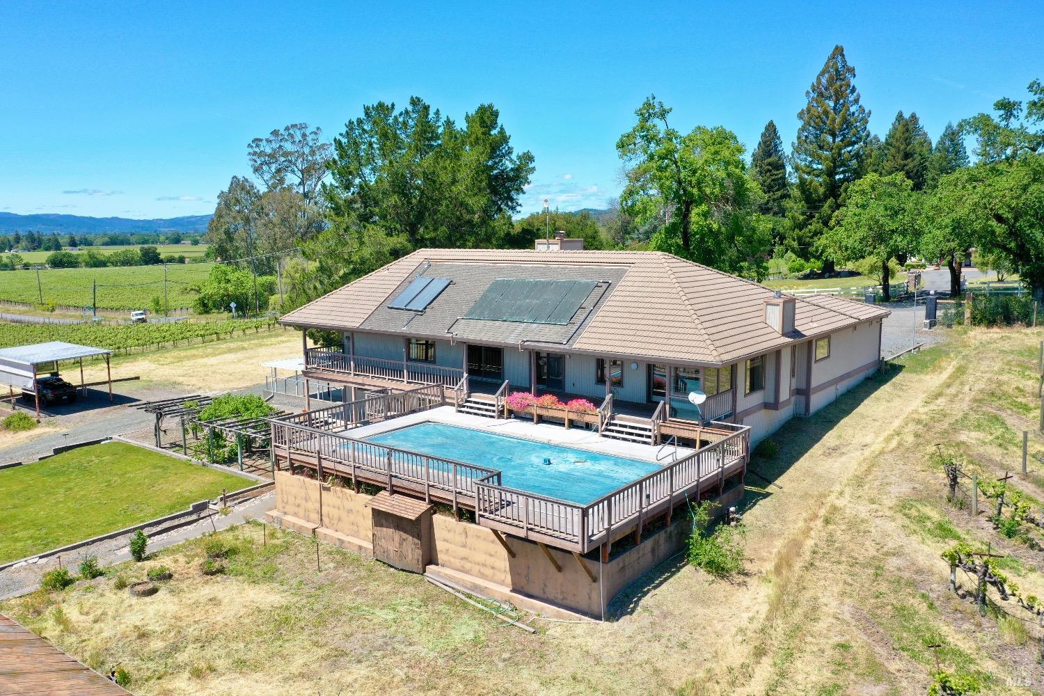 590-5775 Pleasant Ave