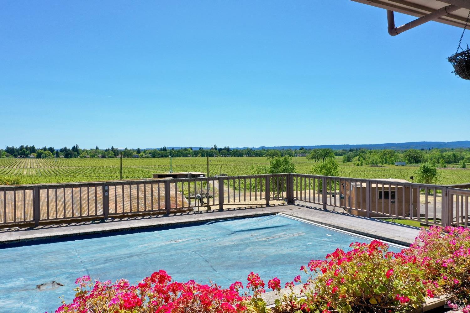 590-5775 Pleasant Ave