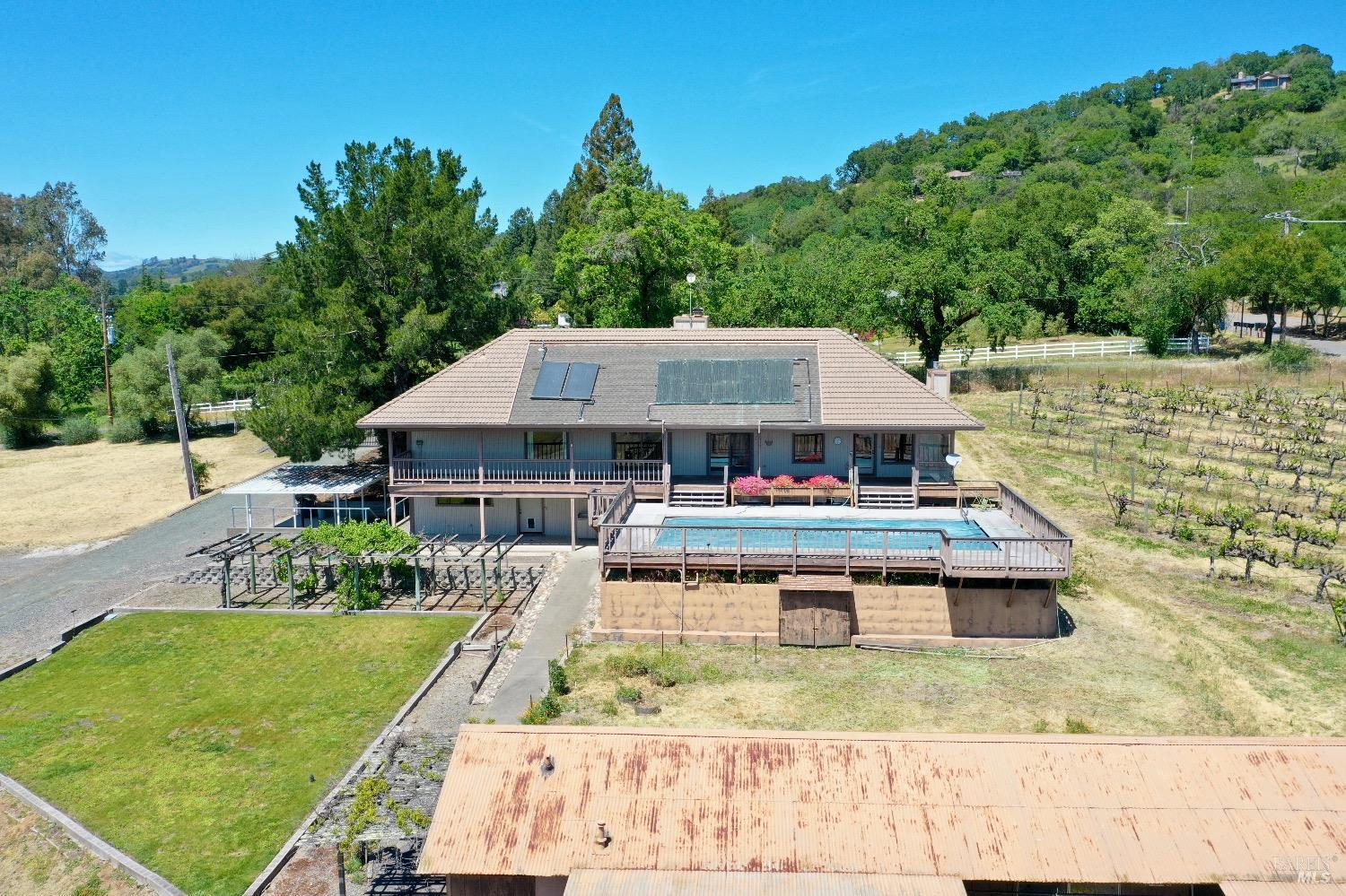 590-5775 Pleasant Ave