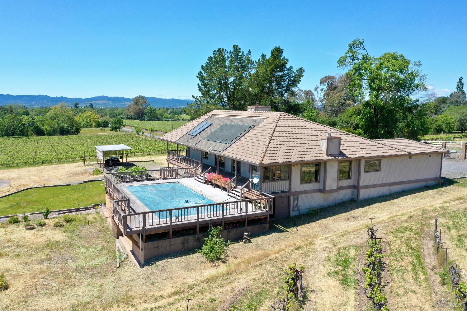 590-5775 Pleasant Ave