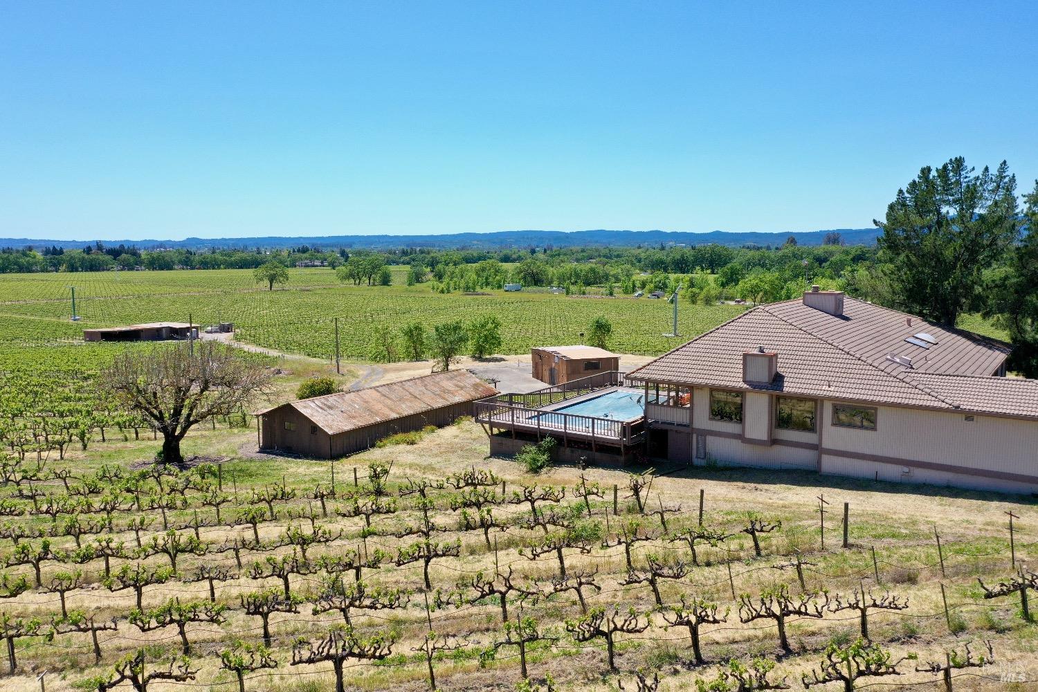 590-5775 Pleasant Ave