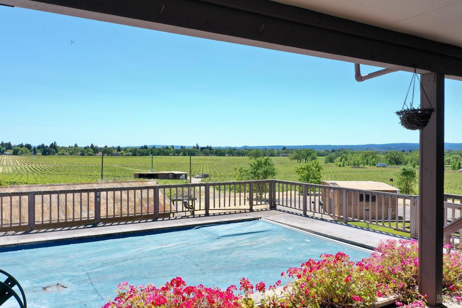 590-5775 Pleasant Ave