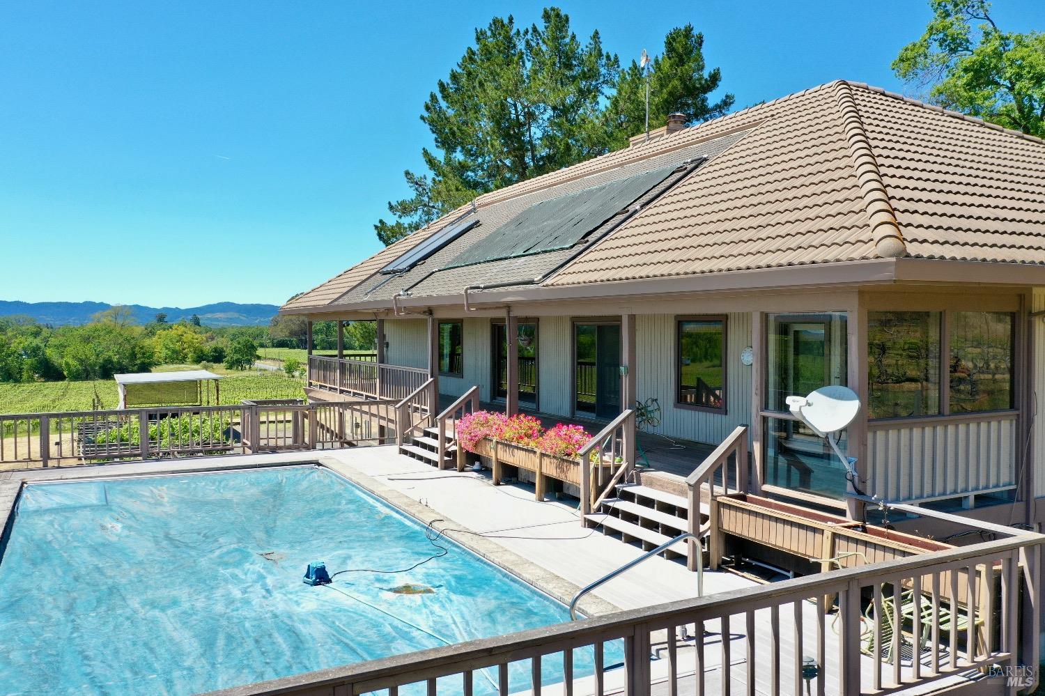 590-5775 Pleasant Ave