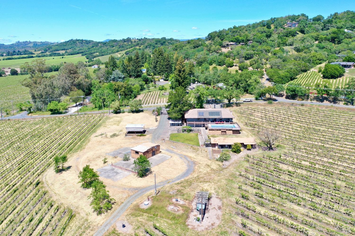 590-5775 Pleasant Ave