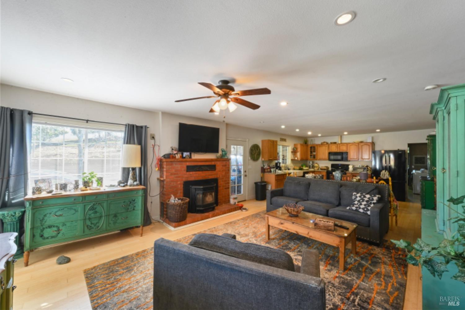 32400 Pine Mountain Rd