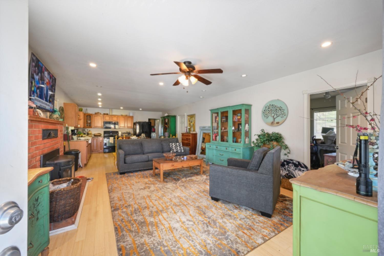 32400 Pine Mountain Rd