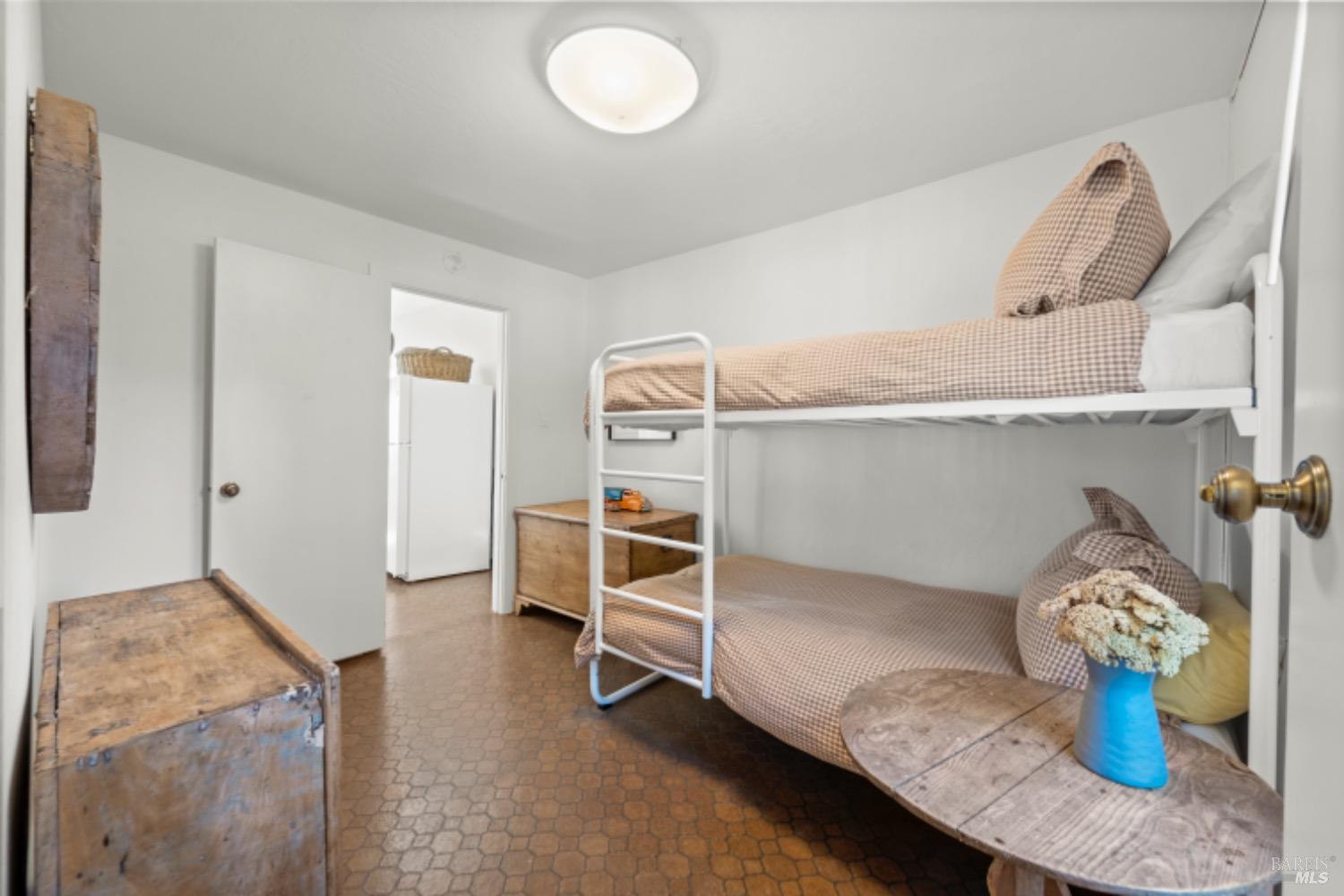 1201 Rogers School Ln