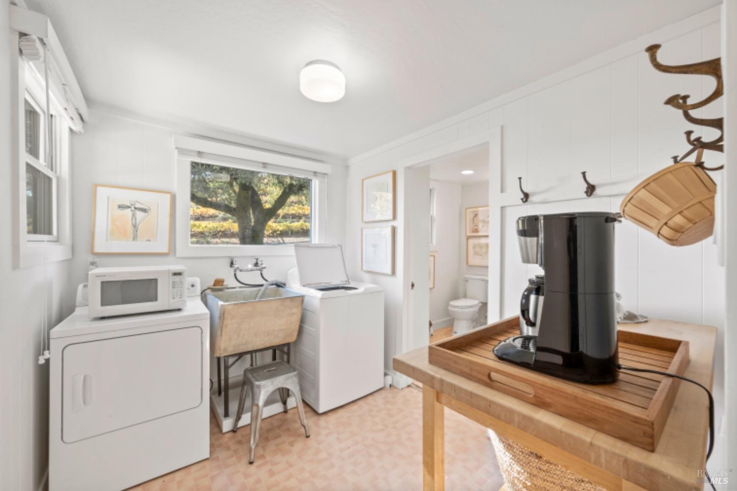 1201 Rogers School Ln