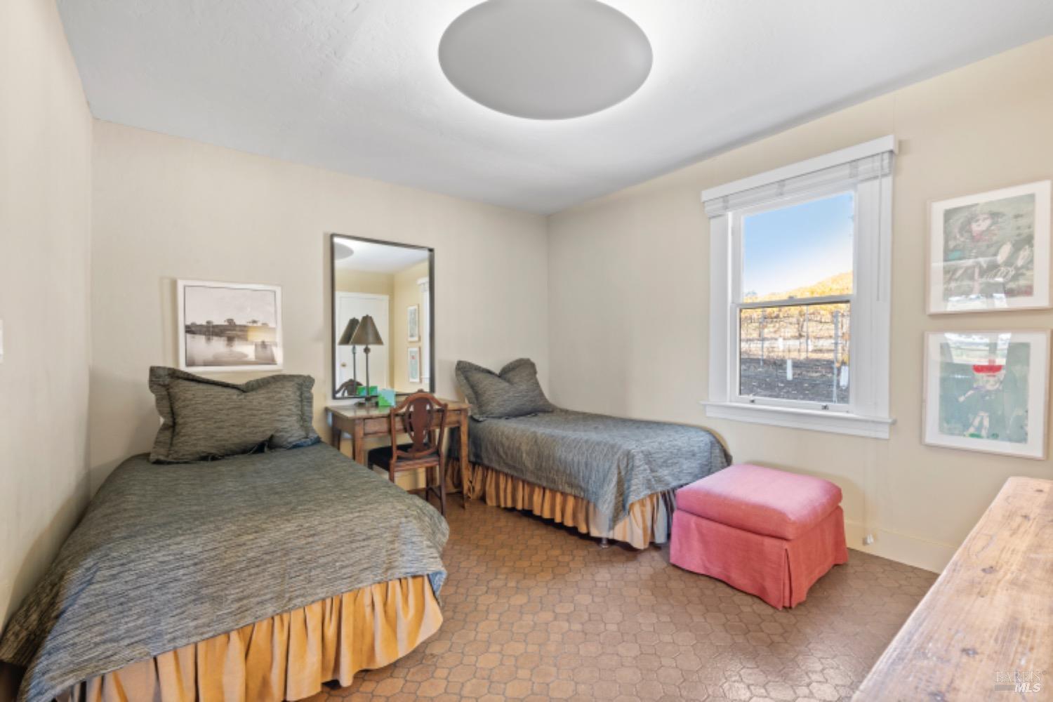 1201 Rogers School Ln