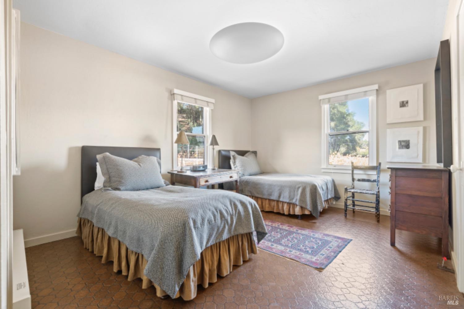 1201 Rogers School Ln