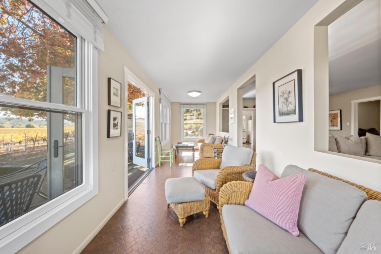 1201 Rogers School Ln