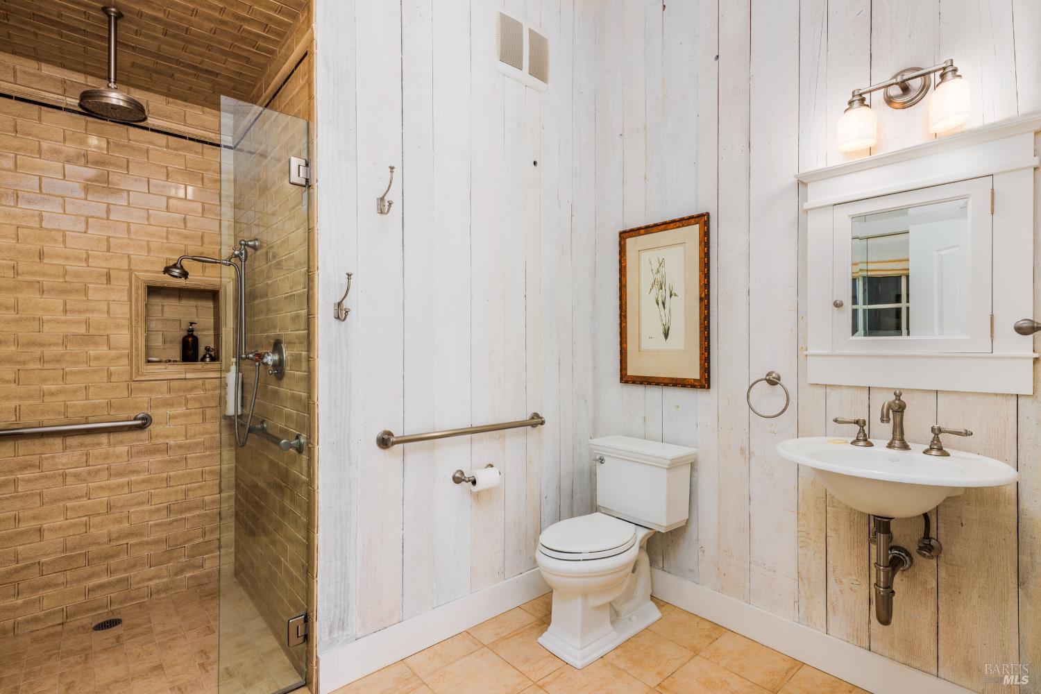 5561 Sonoma Mountain Rd