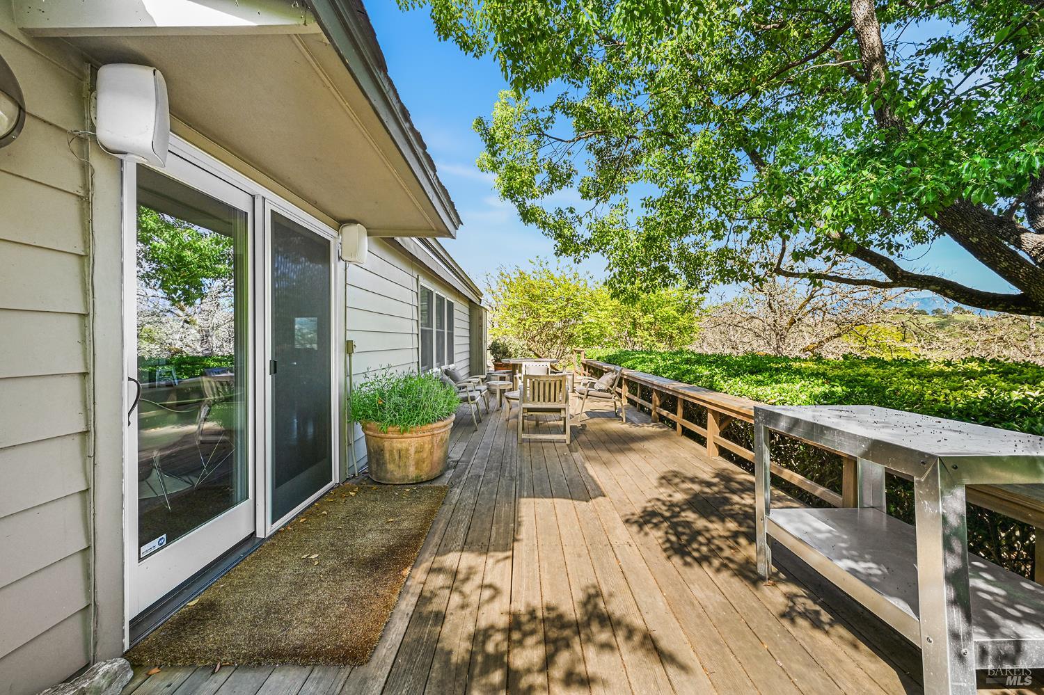 5520 W Soda Rock Lane