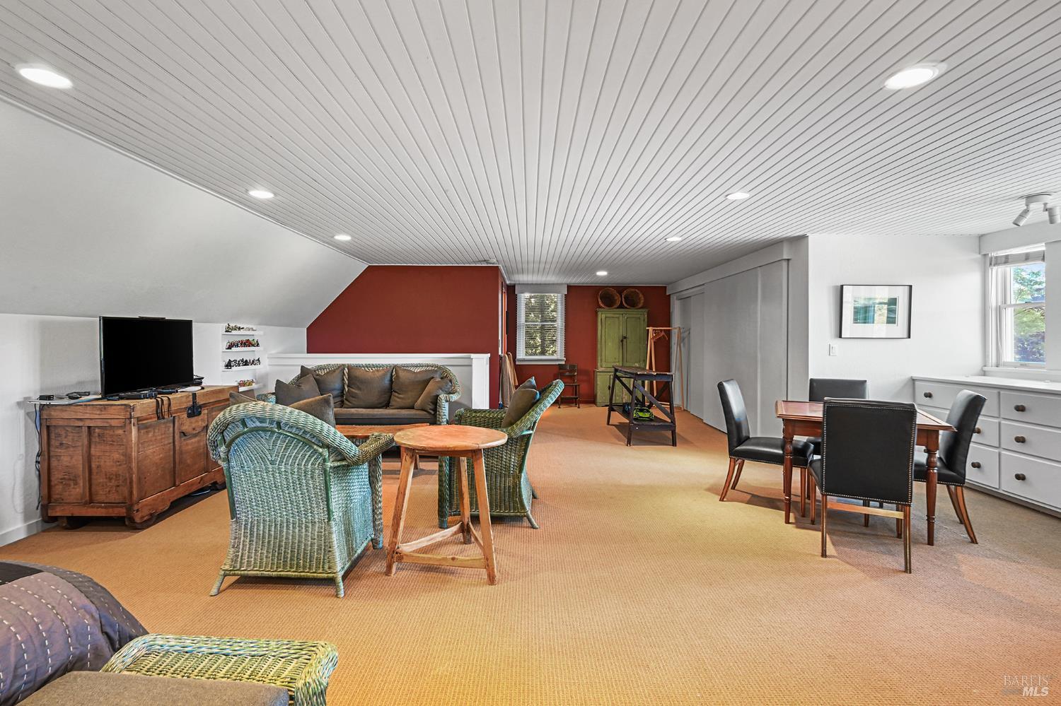 5520 W Soda Rock Lane