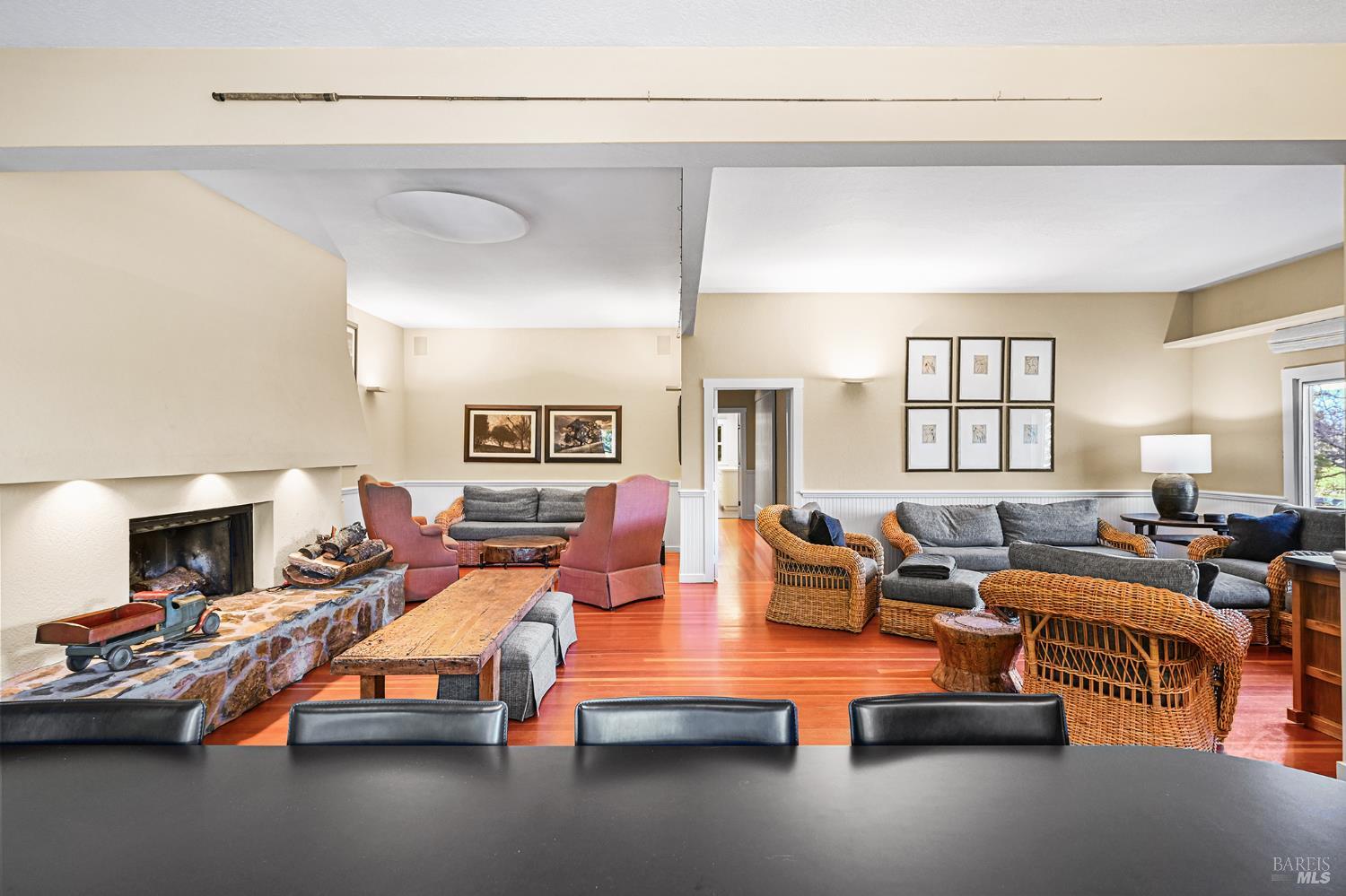 5520 W Soda Rock Lane