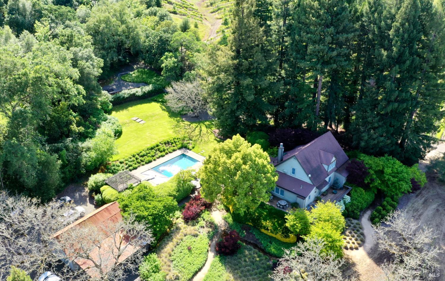 5520 W Soda Rock Lane