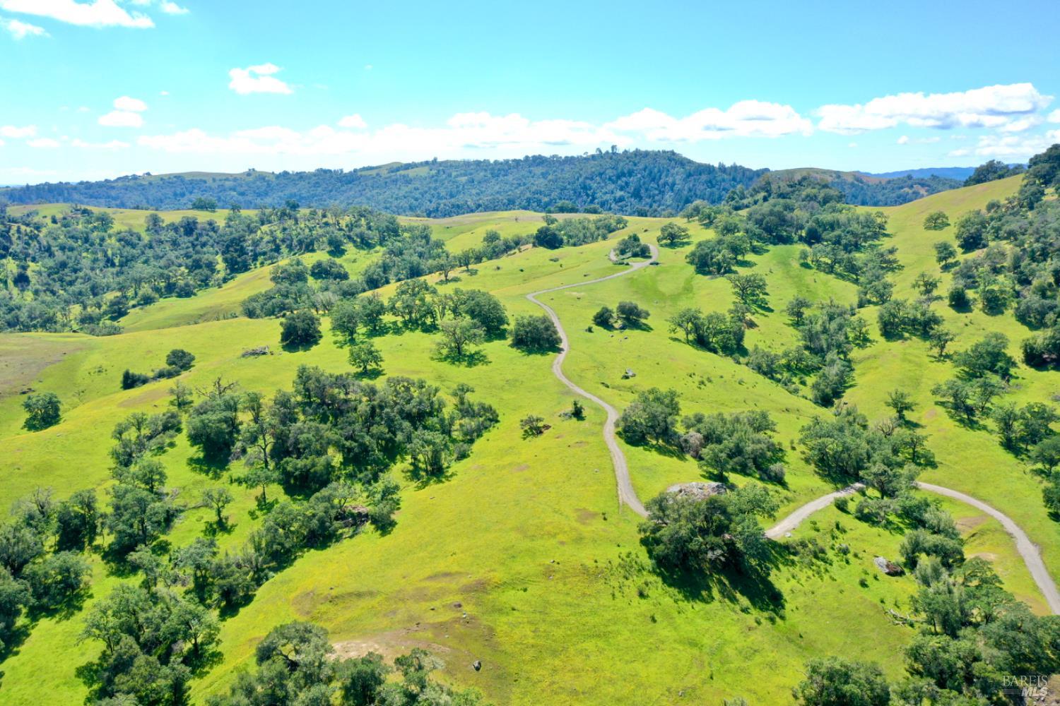 5520 W Soda Rock Lane