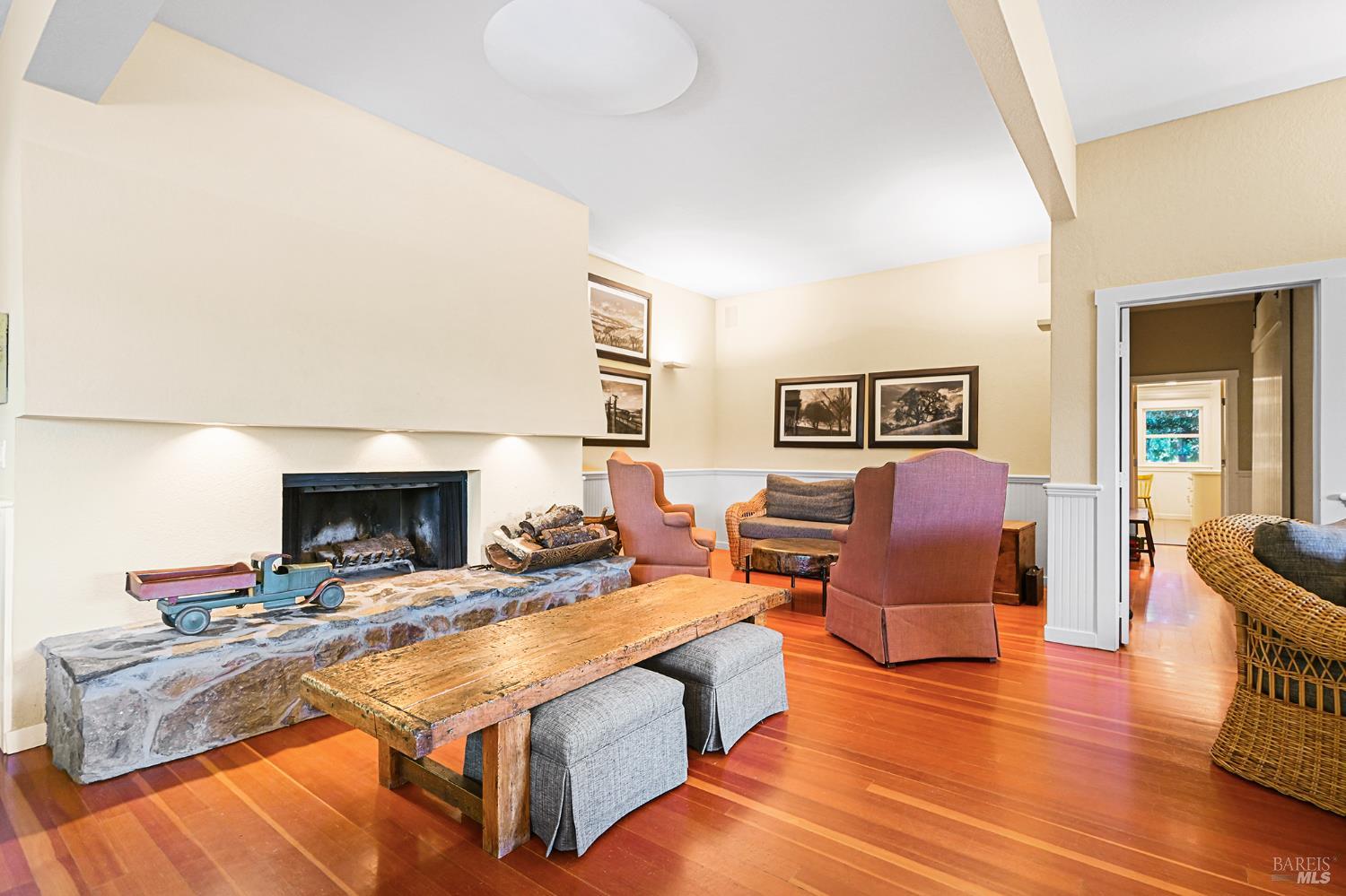 5520 W Soda Rock Lane