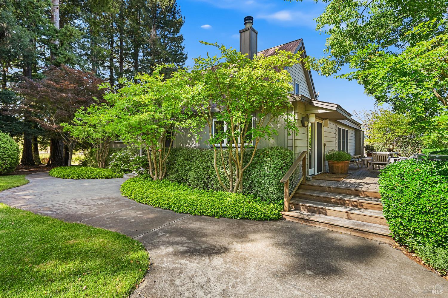 5520 W Soda Rock Lane